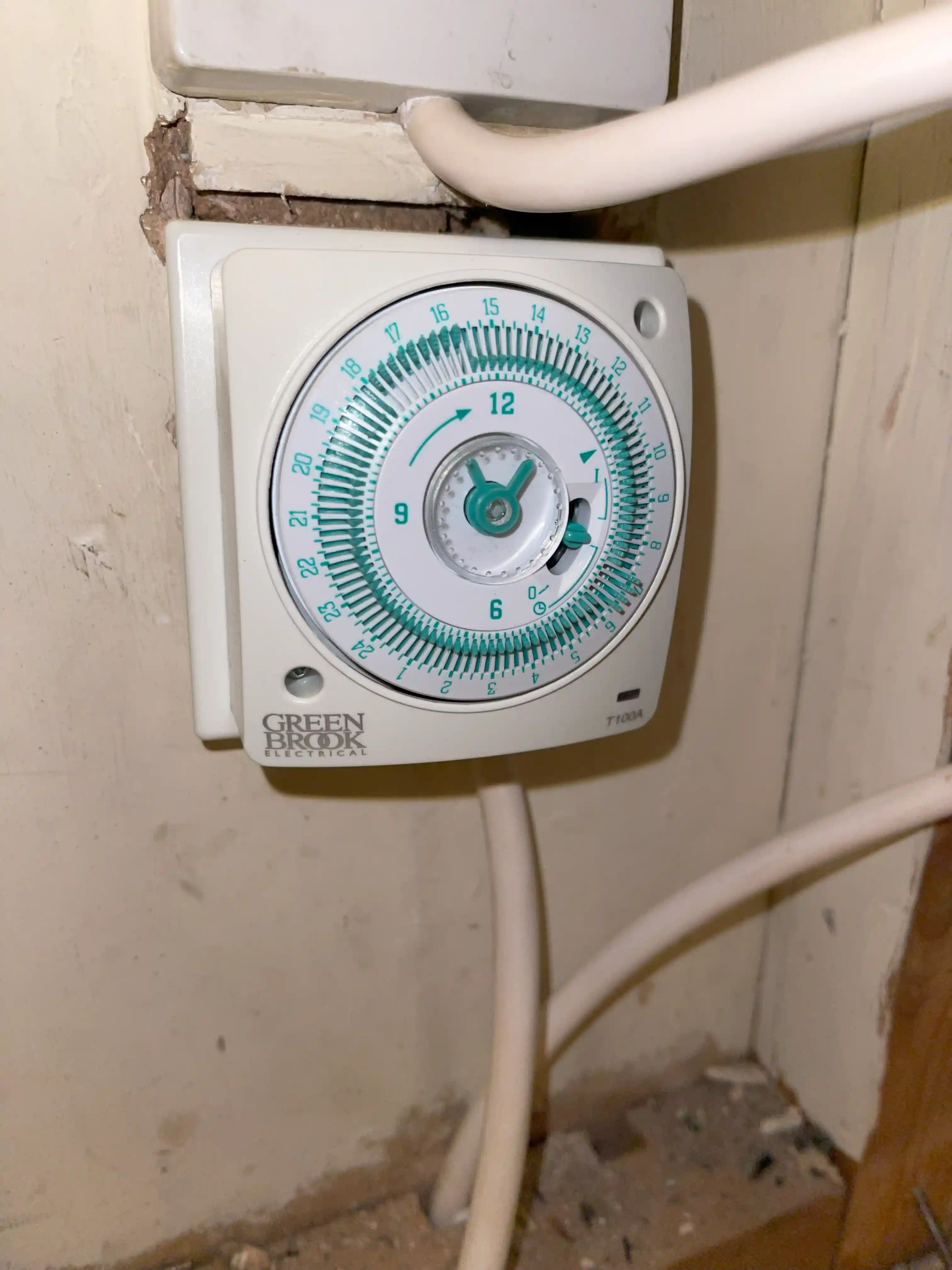 Emergency Electrician 24 hour Hackney